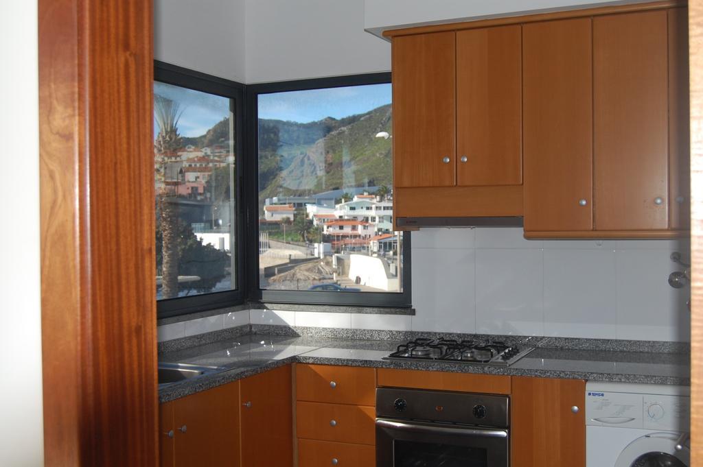 Apartamentos Amarelo 카니살 객실 사진