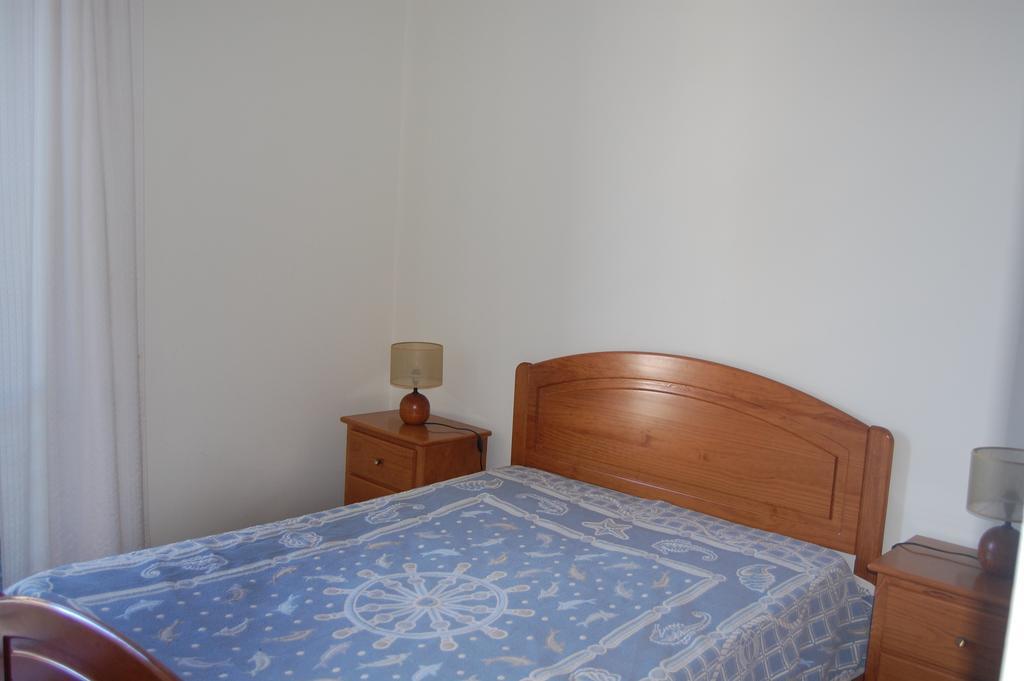 Apartamentos Amarelo 카니살 객실 사진